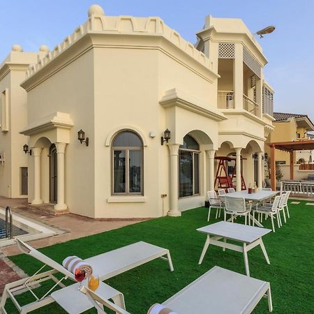 The S Holiday Homes - Stunning 5 Bedrooms Villa At The Palm Jumeirah With Private Beach And Pool Dubaï Extérieur photo